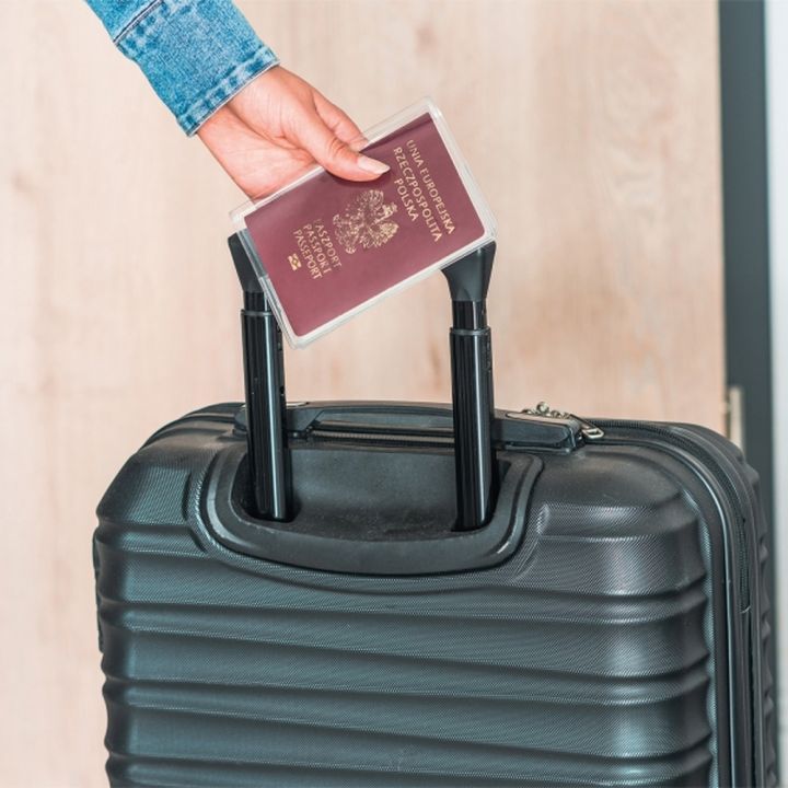 Okładka na dokumenty LUCA - Przeźroczysty