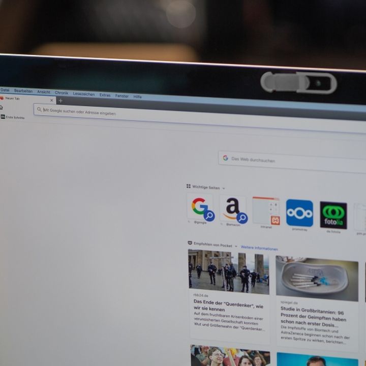 Zaślepka na kamerę w laptopie VIVIAN - Szary