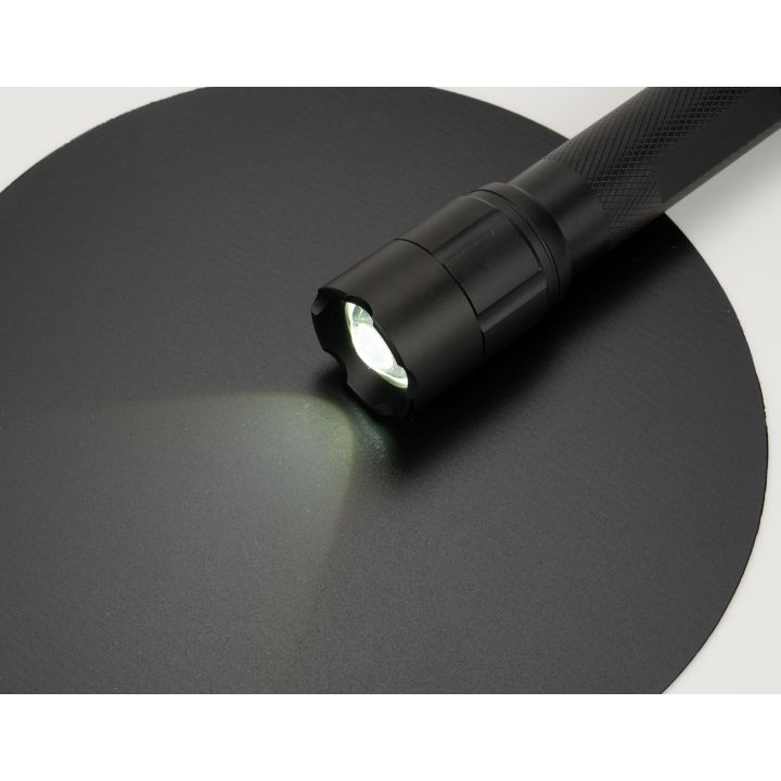 Latarka ONTAKU Schwarzwolf - Czarny