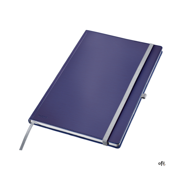 Wysokiej jakości klasyczny notatnik w twardej oprawie, z nowoczesnym, przyjemnym w dotyku wykończeniem powierzchni okładki i ele