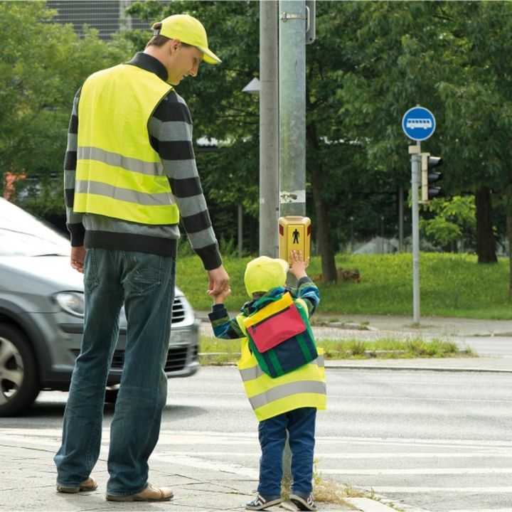 Czapka z daszkiem dla dzieci odblaskowa 6 paneli HALINA