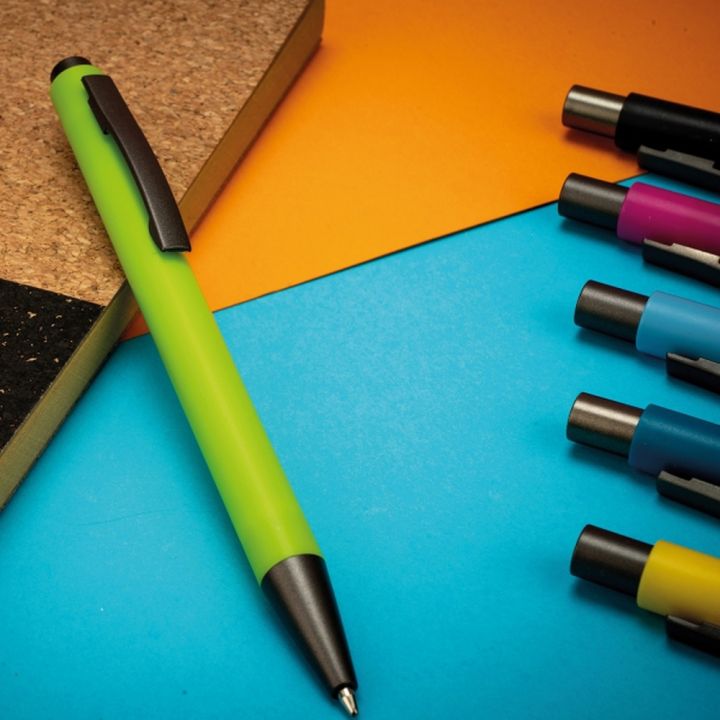 Długopis plastikowy MIKOLAJ