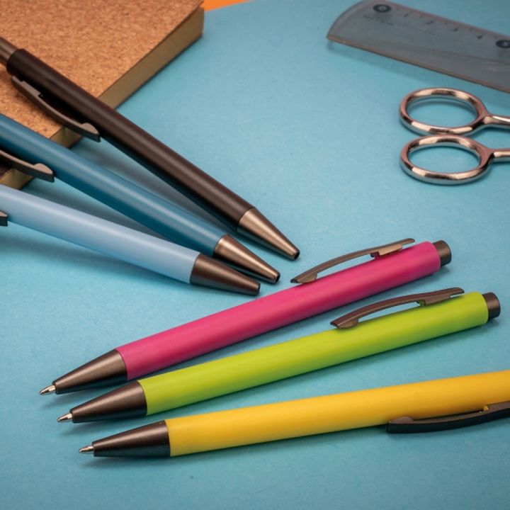 Długopis plastikowy MIKOLAJ