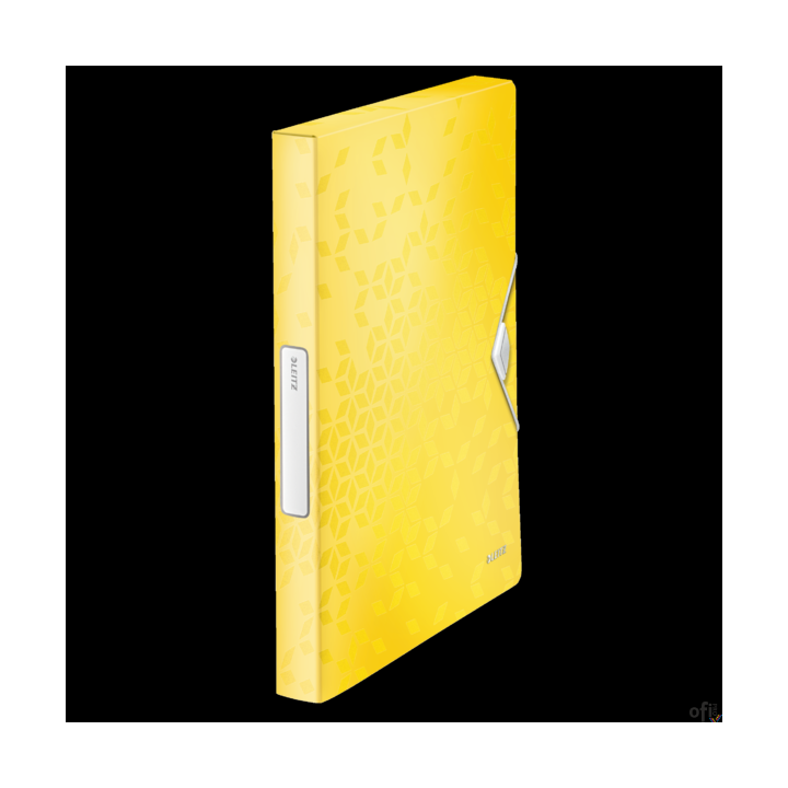 Praktyczne elastyczne zamknięcie zabezpieczające dokumenty podczas przenoszenia_Etykieta na grzbiecie ułatwia identyfikację zawa