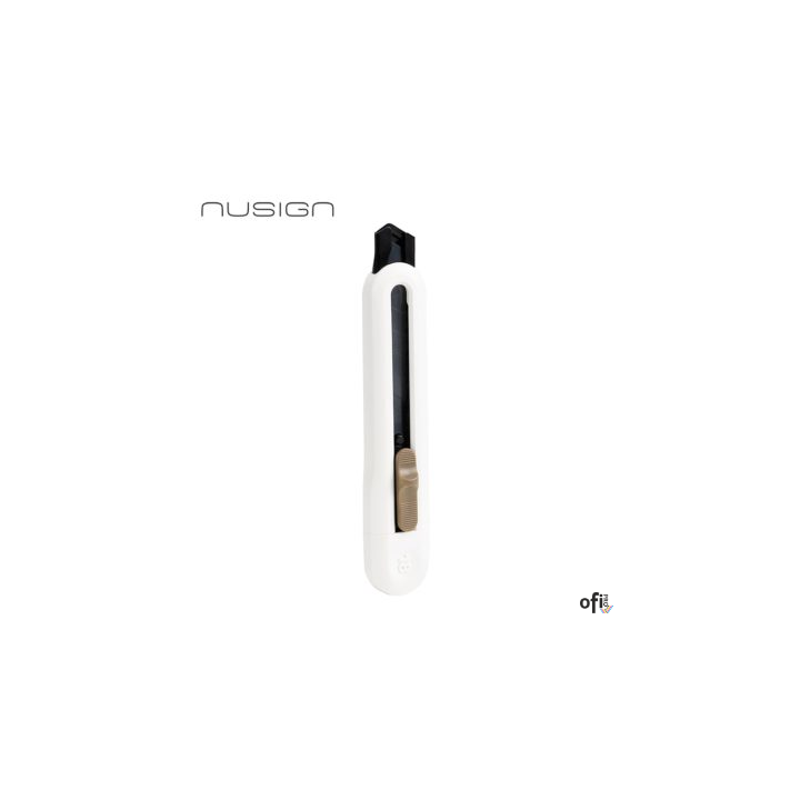 &nbsp; nóż segmentowy z ostrzem łamanym 18 mm o kącie 60°&nbsp; ostrze wykonane z wytrzymałej stali SK5 zapewniającej skuteczne i precyzyj